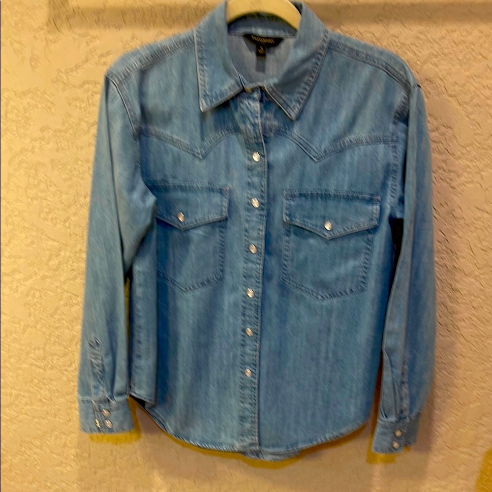 Cute denim shirt…pearled buttons